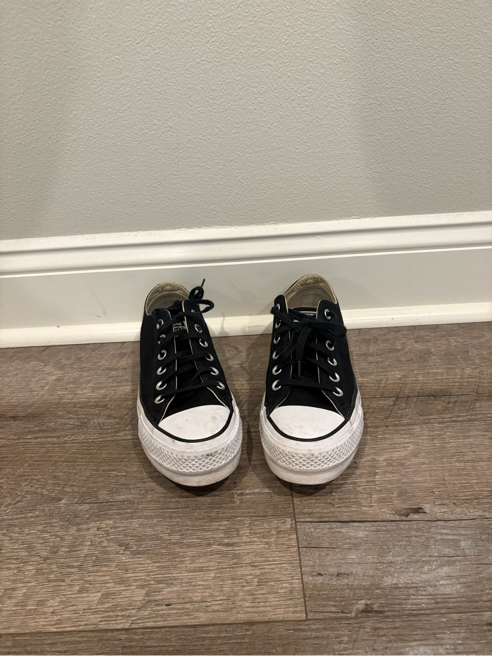 Converse Black and Cream Low-Top Sneaker